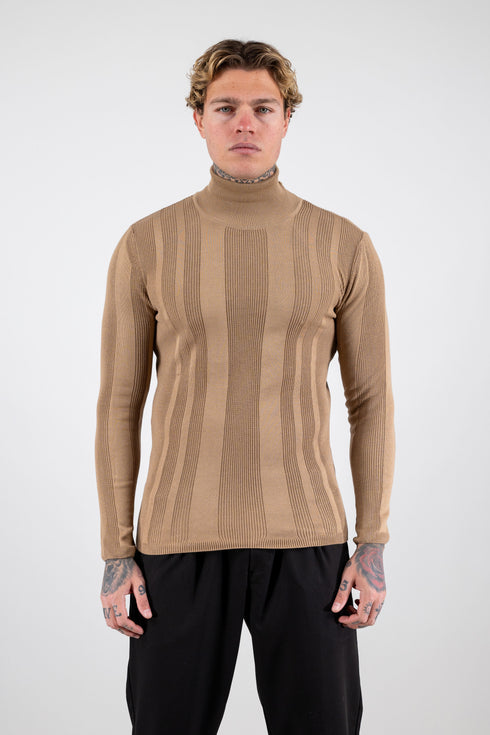 Forstline Turtleneck In Brown
